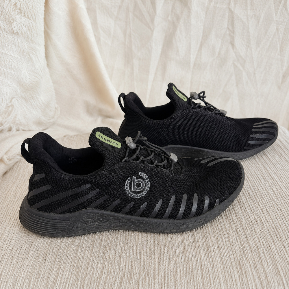Bugatti Men's 9.5 Black Fashion Sneakers Style 345870606900 Lace Up Foam Sole